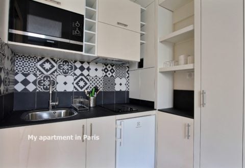 Studio rental in Paris, Rue du Dragon