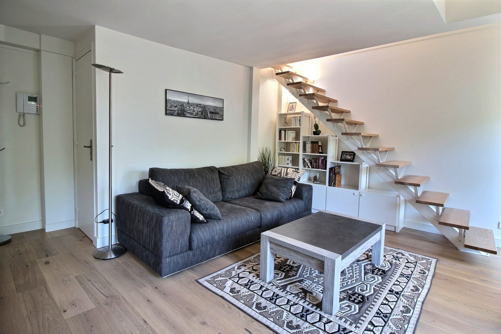 Location appartement 2 pièces à Paris, Rue d'Assas