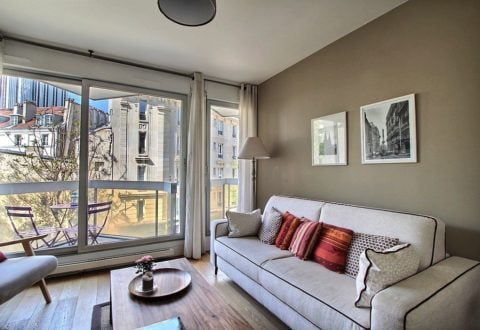 Location appartement 2 pièces à Paris, Rue Larochelle