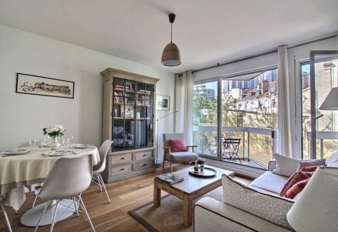 Location appartement 2 pièces à Paris, Rue Larochelle