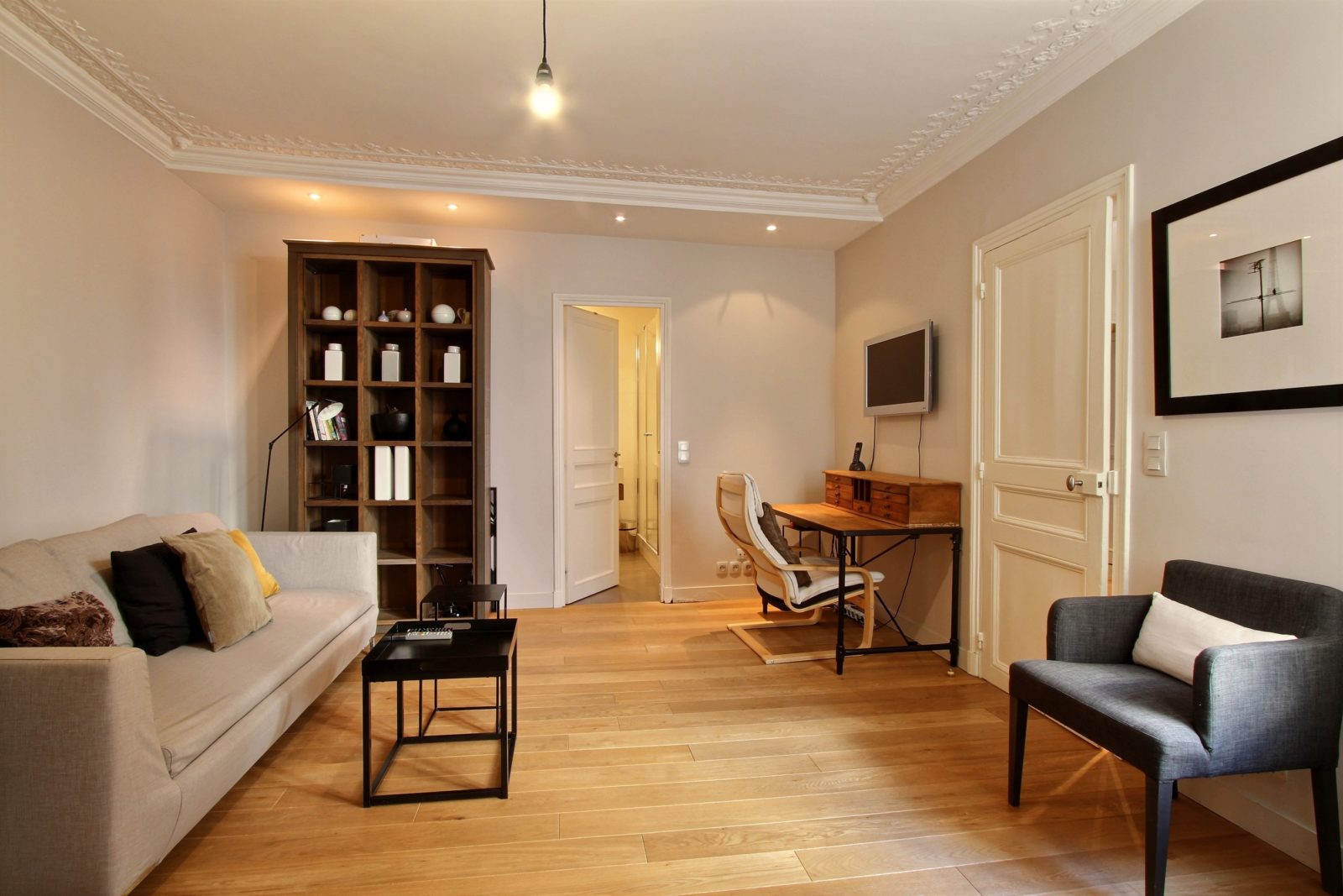 1 bedroom apartment rental in Paris, Rue Saint-Augustin