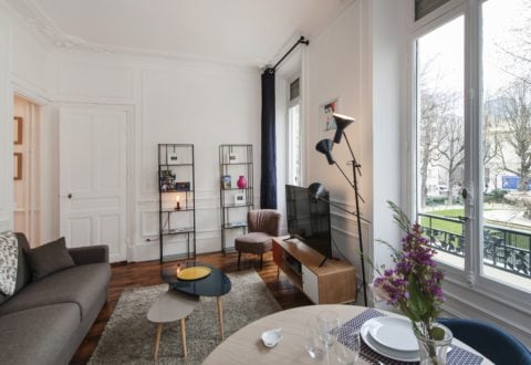 Location appartement 2 pièces à Paris, Rue Lulli