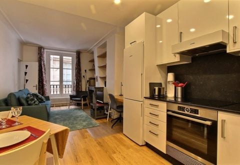 1 bedroom apartment rental in Paris, Rue de Bourbon le Château