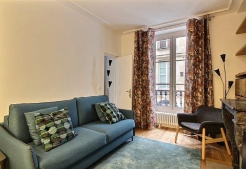 Furnished apartment 1 bedroom in Paris 6th, Rue de Bourbon le Château