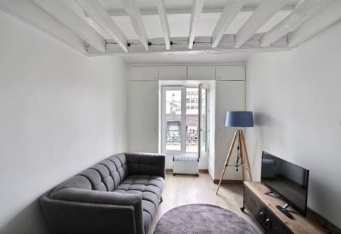 1 bedroom apartment rental in Paris, Rue Bonaparte