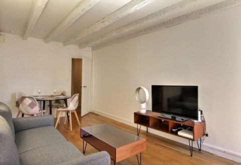 1 bedroom apartment rental in Paris, Rue de Sèvres