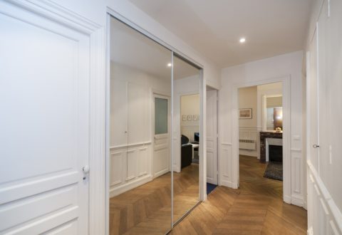 2 bedrooms apartment rental in Paris, Rue Dauphine