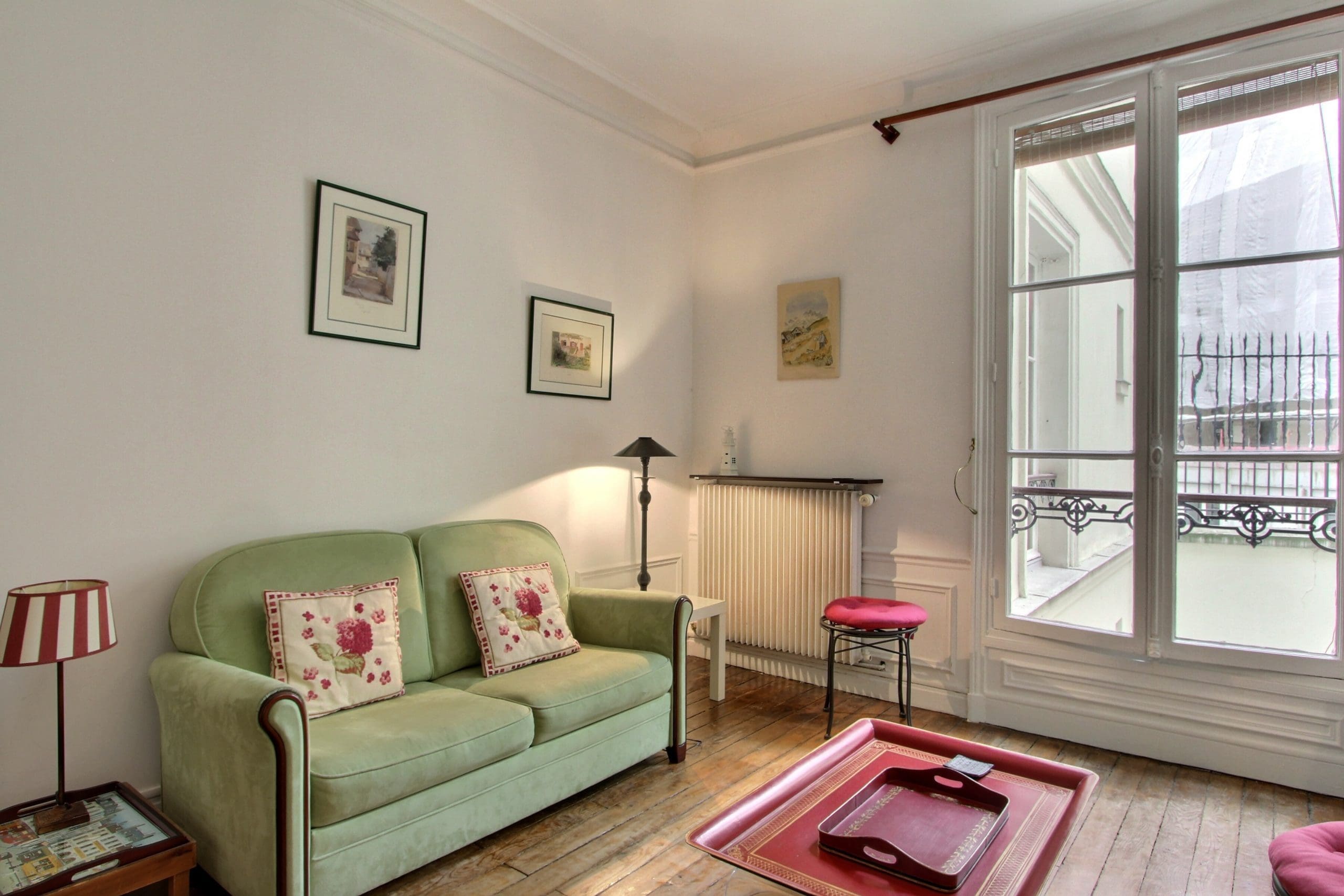 Rent a furnished 2 bedrooms apartment in Paris 7th 63m2 , Place de
