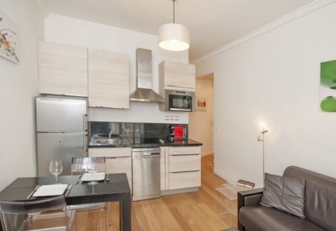 1 bedroom apartment rental in Paris, Boulevard de la Madeleine