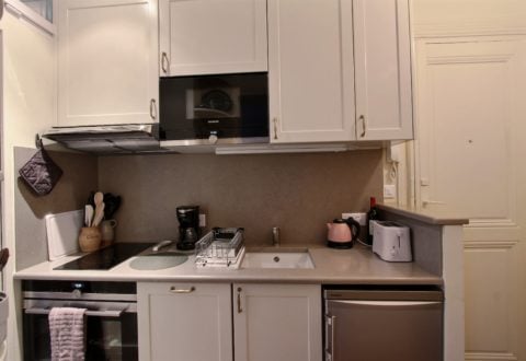 Location appartement 2 pièces à Paris, Rue Delambre