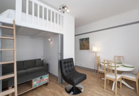 Studio rental in Paris, Avenue des Champs-Élysées