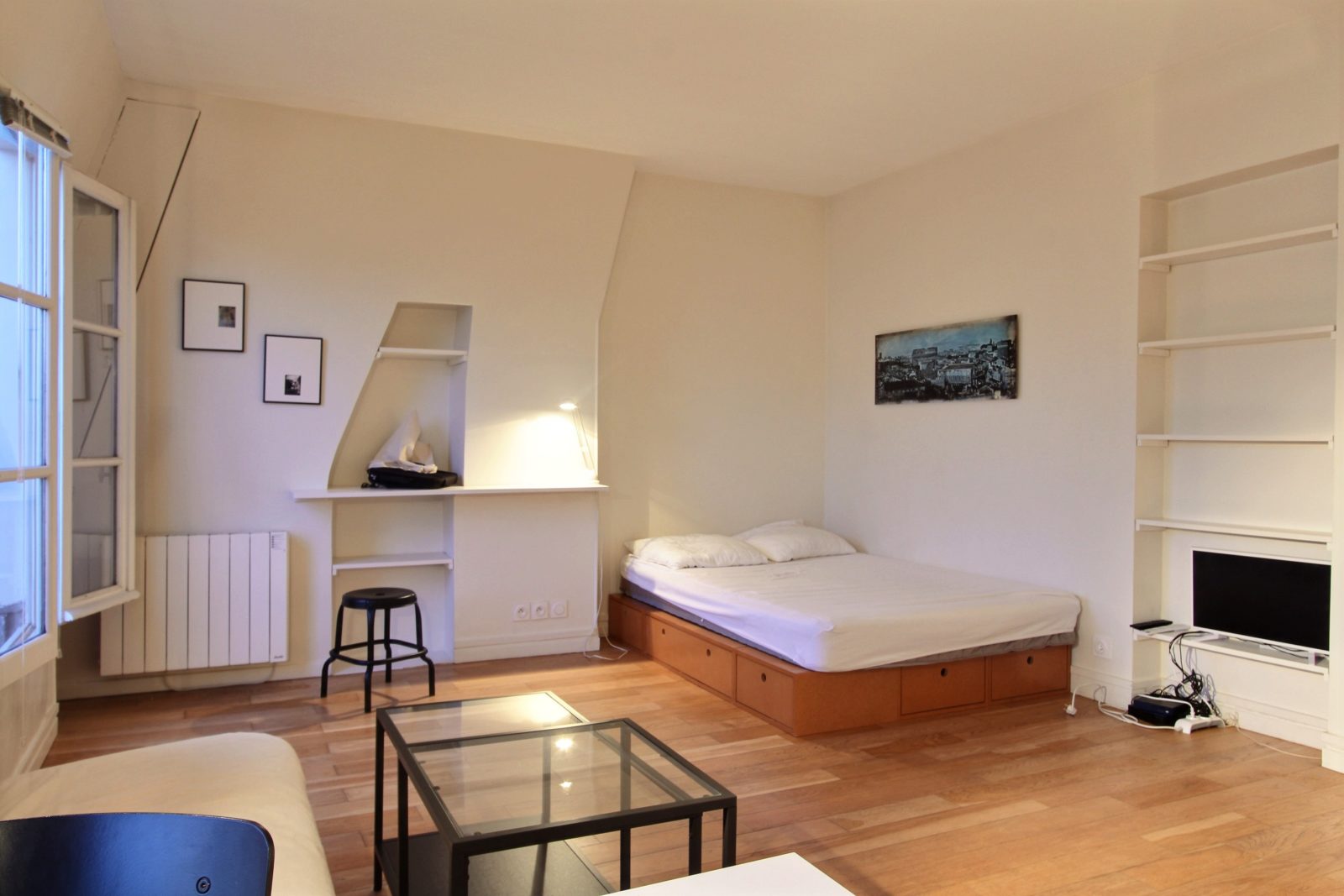 Studio rental in Paris, Boulevard Jules Ferry