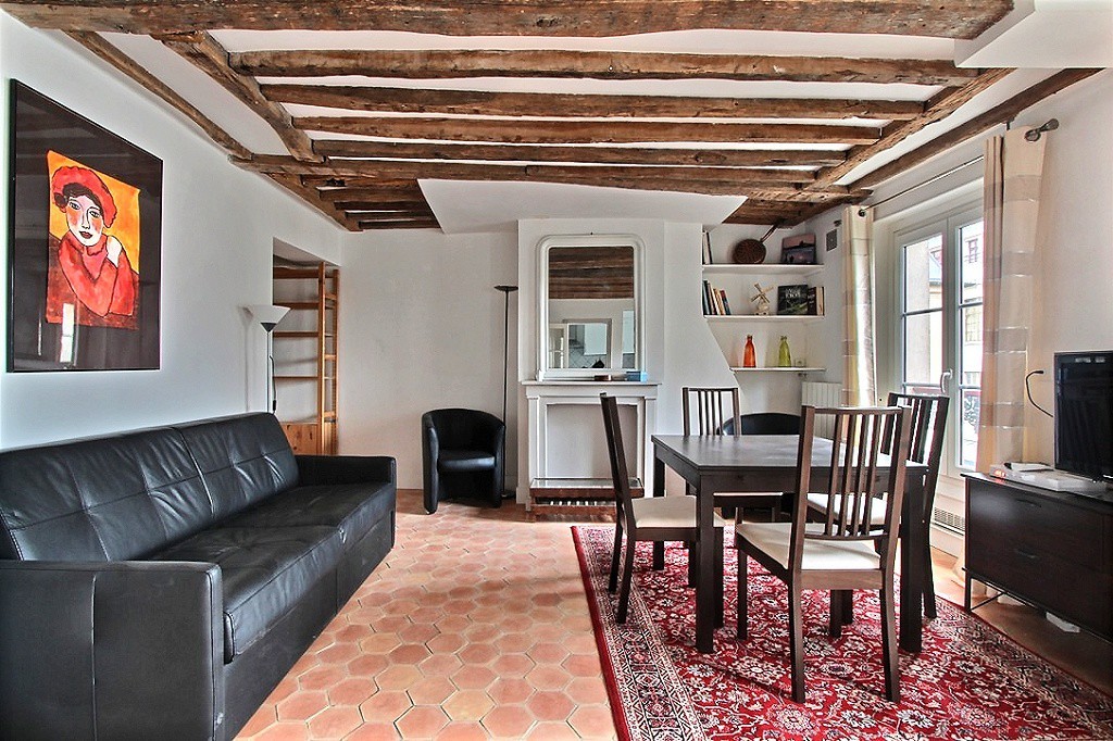 2 bedrooms apartment rental in Paris, Rue Rollin