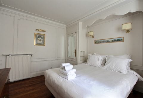 2 bedrooms apartment rental in Paris, Rue de Richelieu