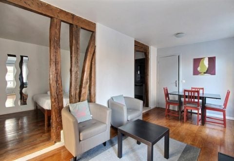 Studio rental in Paris, Rue d'Assas