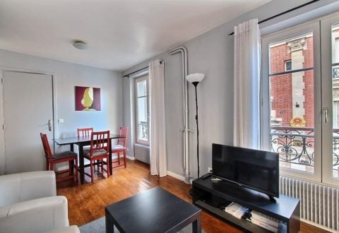 Studio rental in Paris, Rue d'Assas