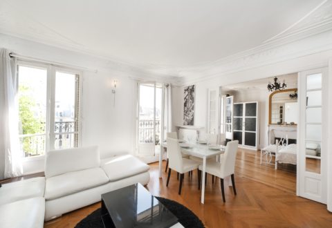 2 bedrooms apartment rental in Paris, Rue des Halles