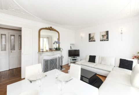 2 bedrooms apartment rental in Paris, Rue des Halles