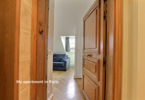 Studio rental in Paris, Rue Royale