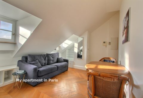 Studio rental in Paris, Rue Royale