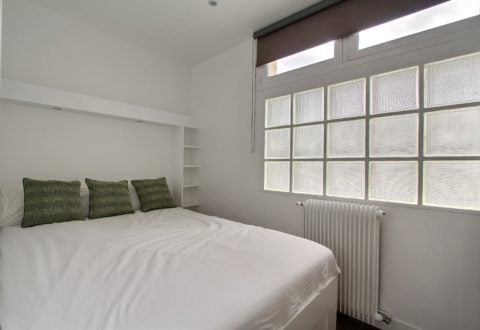 Location appartement 2 pièces à Paris, Rue Olivier de Serres