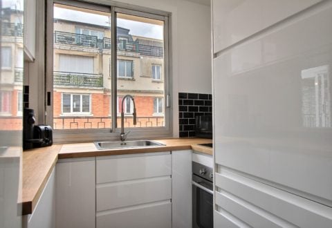 Location appartement 2 pièces à Paris, Rue Olivier de Serres