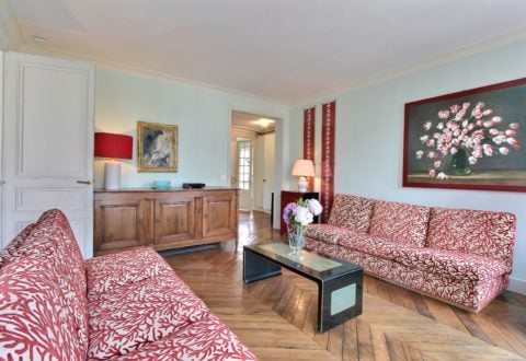 Furnished apartment 2 bedrooms in Paris 6th, Rue de Vaugirard