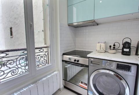 2 bedrooms apartment rental in Paris, Rue Letellier