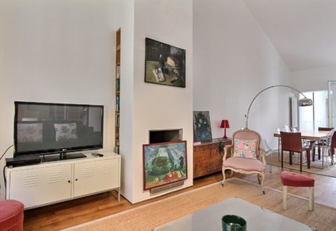 3 bedrooms apartment rental in Paris, Rue de l'Amiral Roussin