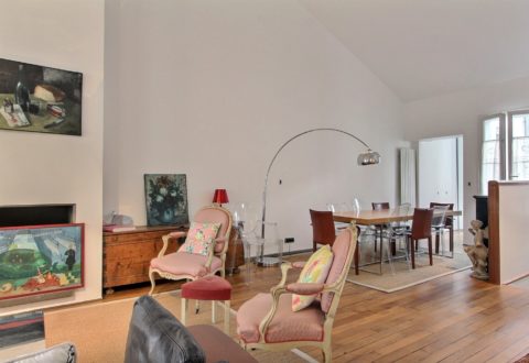 Location appartement 4 pièces à Paris, Rue de l'Amiral Roussin