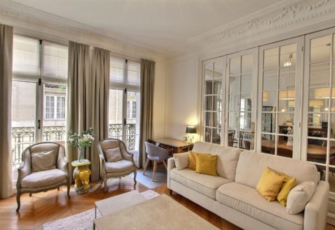Furnished apartment 3 bedrooms in Paris 6th, Rue du Regard