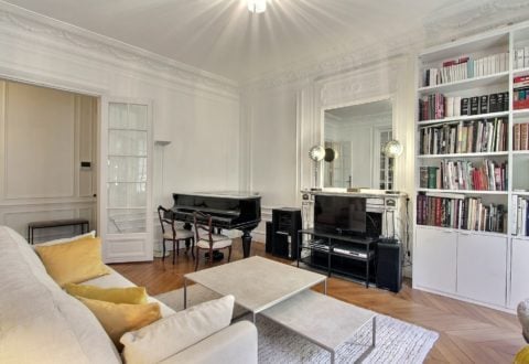 3 bedrooms apartment rental in Paris, Rue du Regard