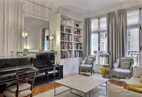 3 bedrooms apartment rental in Paris, Rue du Regard