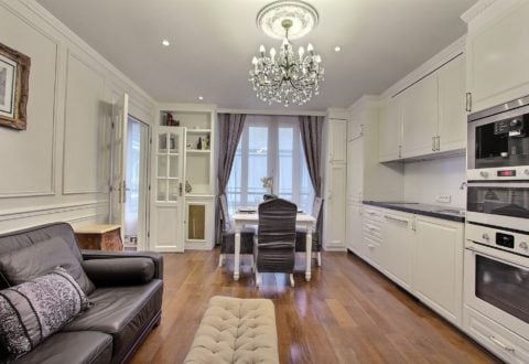 2 bedrooms apartment rental in Paris, Rue de Rivoli