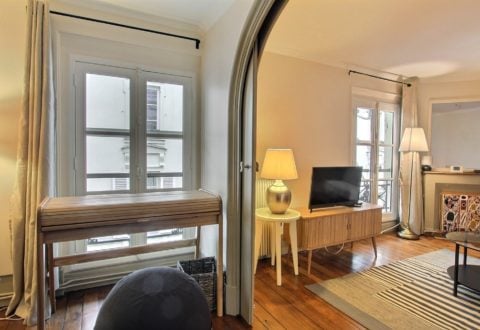 Location appartement 2 pièces à Paris, Rue du Cherche-Midi