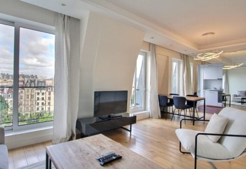 Furnished apartment 2 bedrooms in Paris 5th, Rue Lagrange