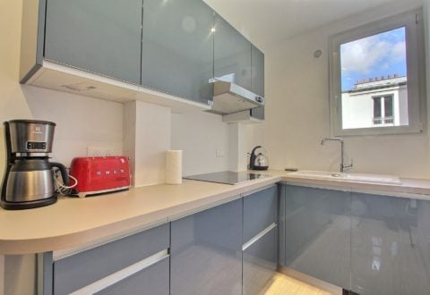 Location appartement 2 pièces à Paris, Rue Ferdinand Fabre