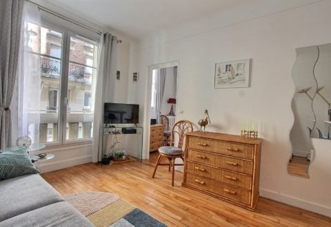 Location appartement 2 pièces à Paris, Rue Saint-Lambert