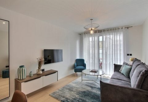 Location appartement 2 pièces à Paris, Rue de Lourmel