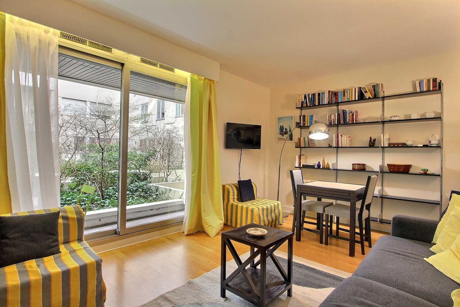Studio meublé à Paris, Rue Duguay Trouin