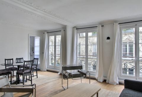 Location appartement 2 pièces à Paris, Rue du Bac