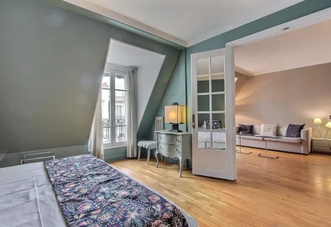 Location appartement 2 pièces à Paris, Rue de la Paix