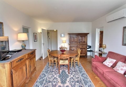 Location appartement 2 pièces à Paris, Rue de Sèvres