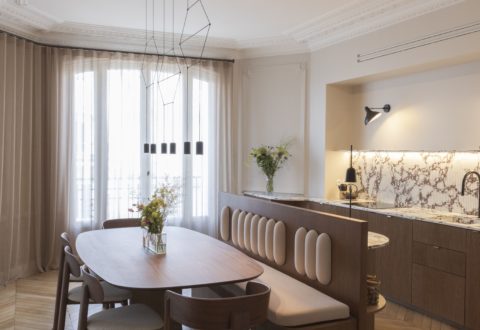 3 bedrooms apartment rental in Paris, Rue du Louvre